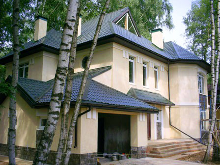 Строительство и отделка коттеджа в п. Ватутинки (участок №3) в Московской области завершена