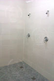 В декабре 2012 года наша компания выполнила также ремонт раздевалки (душевой и туалета) в этом спортивном зале